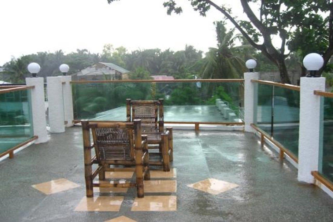 เทอร์เทิล อินน์ รีสอร์ท Manoc-Manoc ภายนอก รูปภาพ
